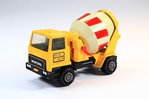 Matchbox bedford cement mixer - matchbox,