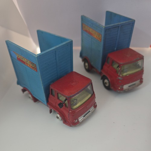 Corgi bedford giraffe - bedford, tk