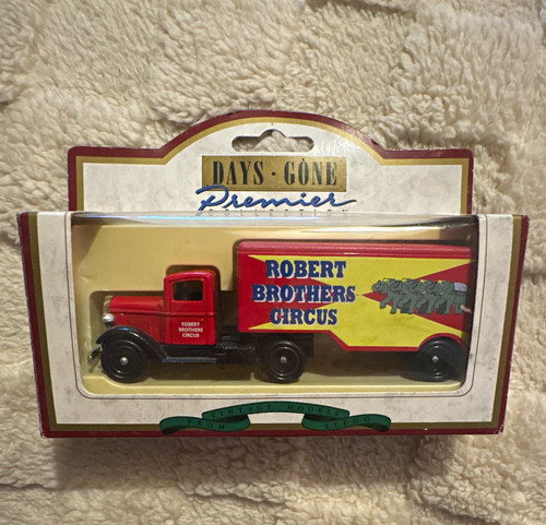 Days gone 1934 bedford - days, truck