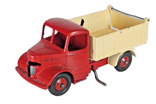 Dinky 410 scale bedford - scale,