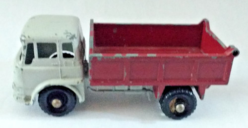 Matchbox lesney 3b bedford - no.,