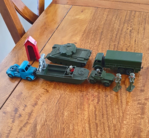 Dinky modern army series - dinky,