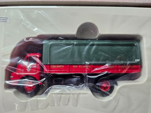 Corgi nine double - 1:50,