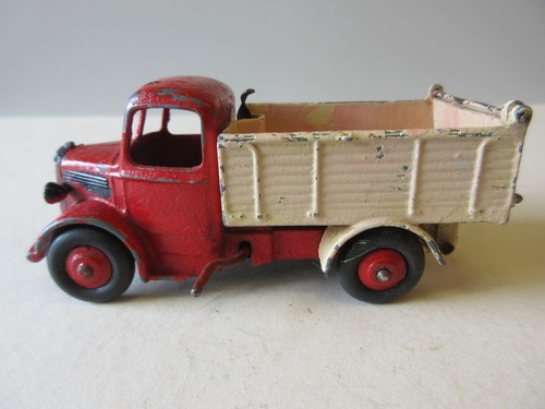 1950 dinky toys - bedford, end