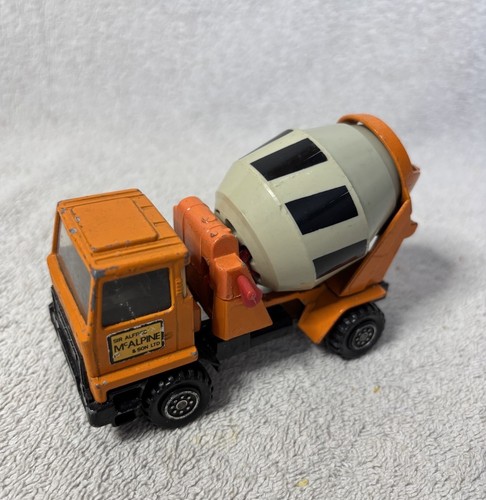 Bedford cement truck matchbox - truck,